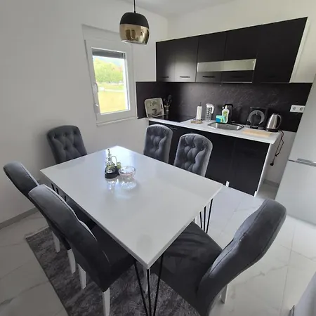 Nature Flow Bihac Villa *